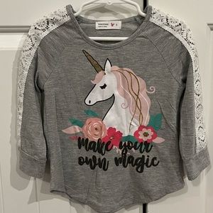 ⚜️ (5 for $15) Unicorn Lace Top